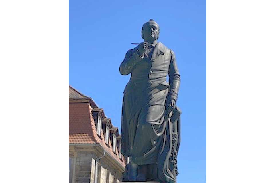 Jean Paul Statue in Bayreuth
